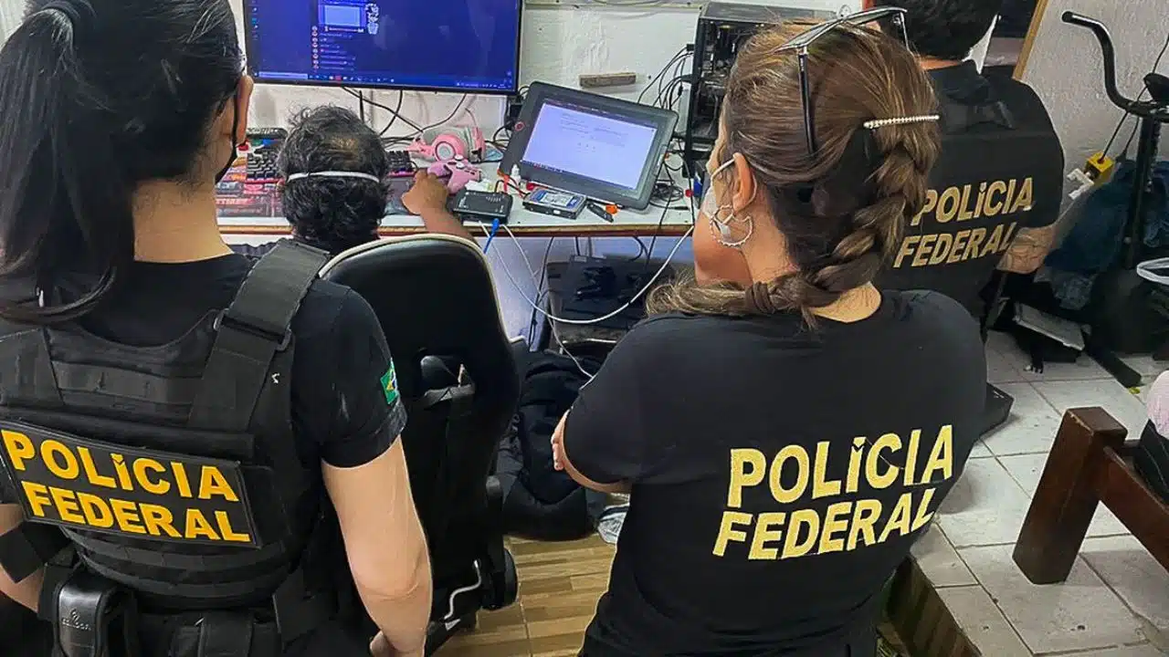 Concurso PF Administrativo